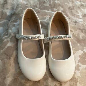 Cream jeweled flats